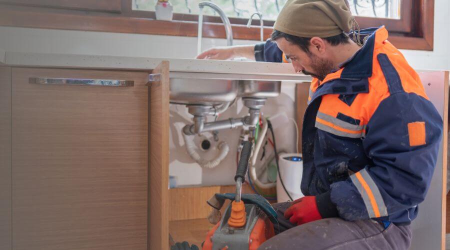 Expert burst pipe repair services in Stanhope, IA